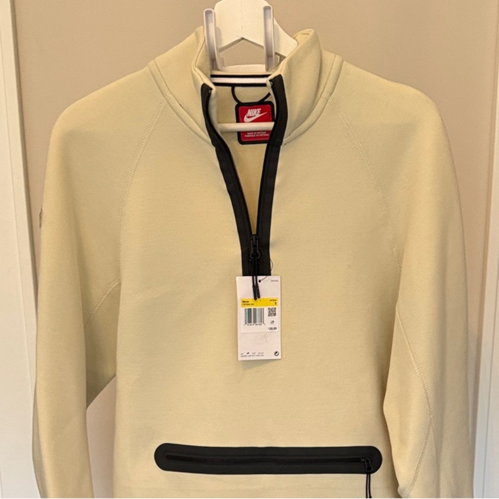 Nike Tech 1/2 Zip Pullover - Light Khaki with Black Accents